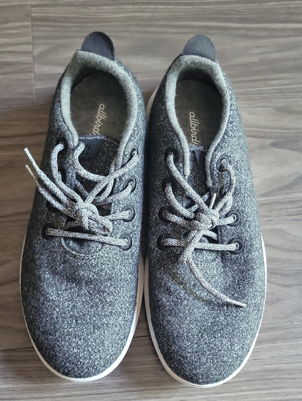allbirds Men’s Wool Sneakers – Charcoal Gray